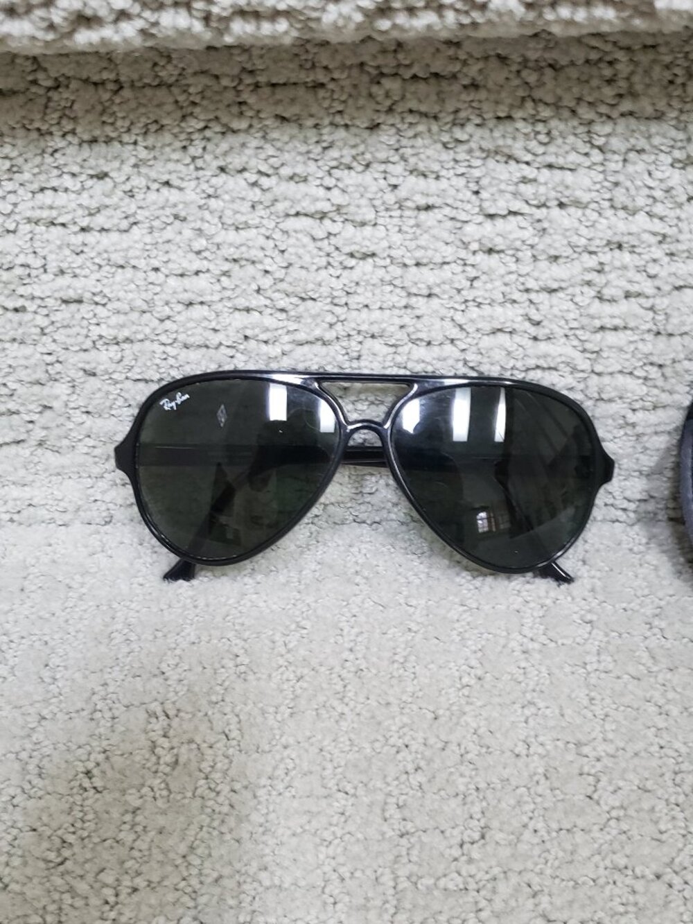 Ray Ban black plastic aviator sunglasses for men